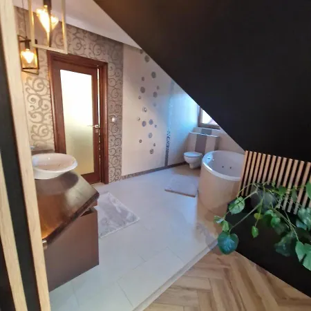 シャレー Tatrytop Dom Tatra Jacuzzi *