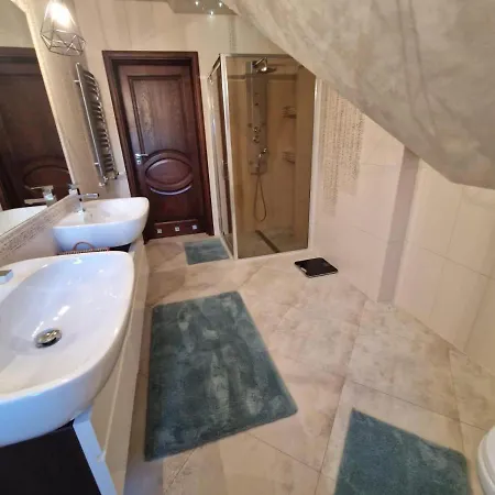 Tatrytop Dom Tatra Jacuzzi * ビャウィ・ドゥナイェツ