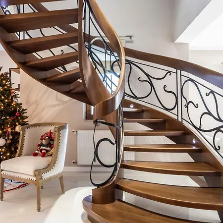 Tatrytop Dom Tatra Jacuzzi Chalet *